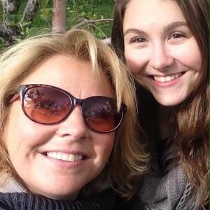 Meet your Posher, Kim